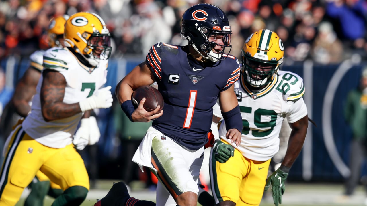 What time is the Green Bay Packers vs. Chicago Bears game tonight