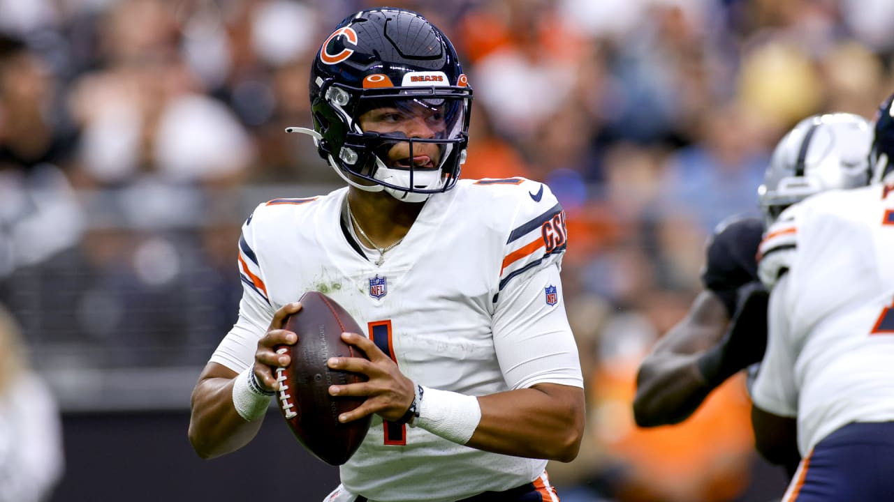 Justin Fields is Getting a New Script From Bears in Week 3