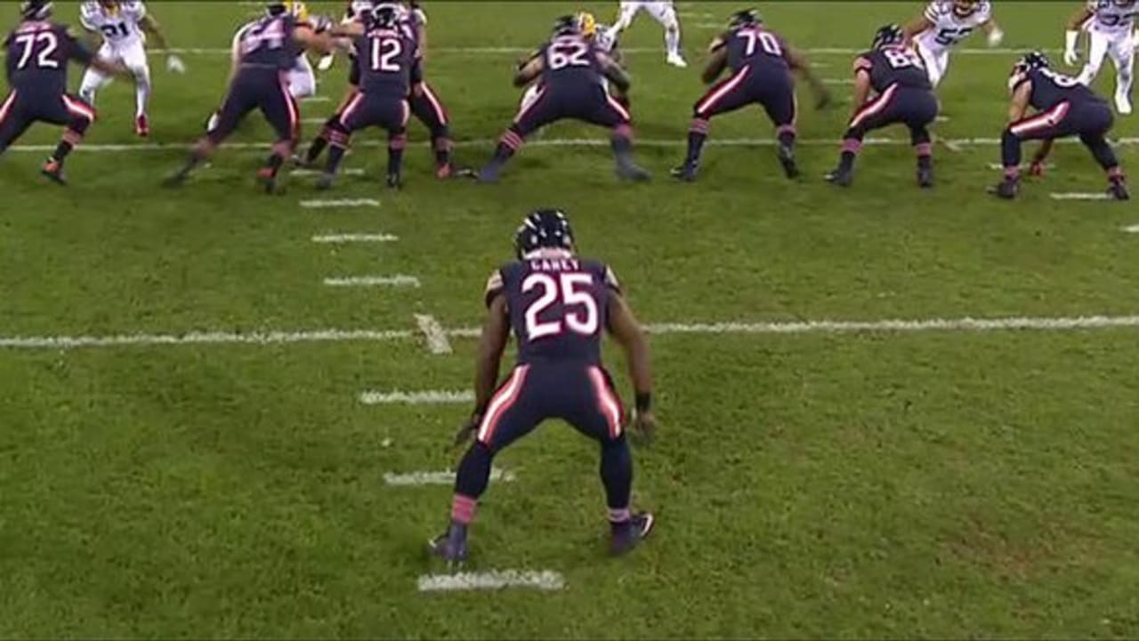 Carey bounces outside for 24 yards