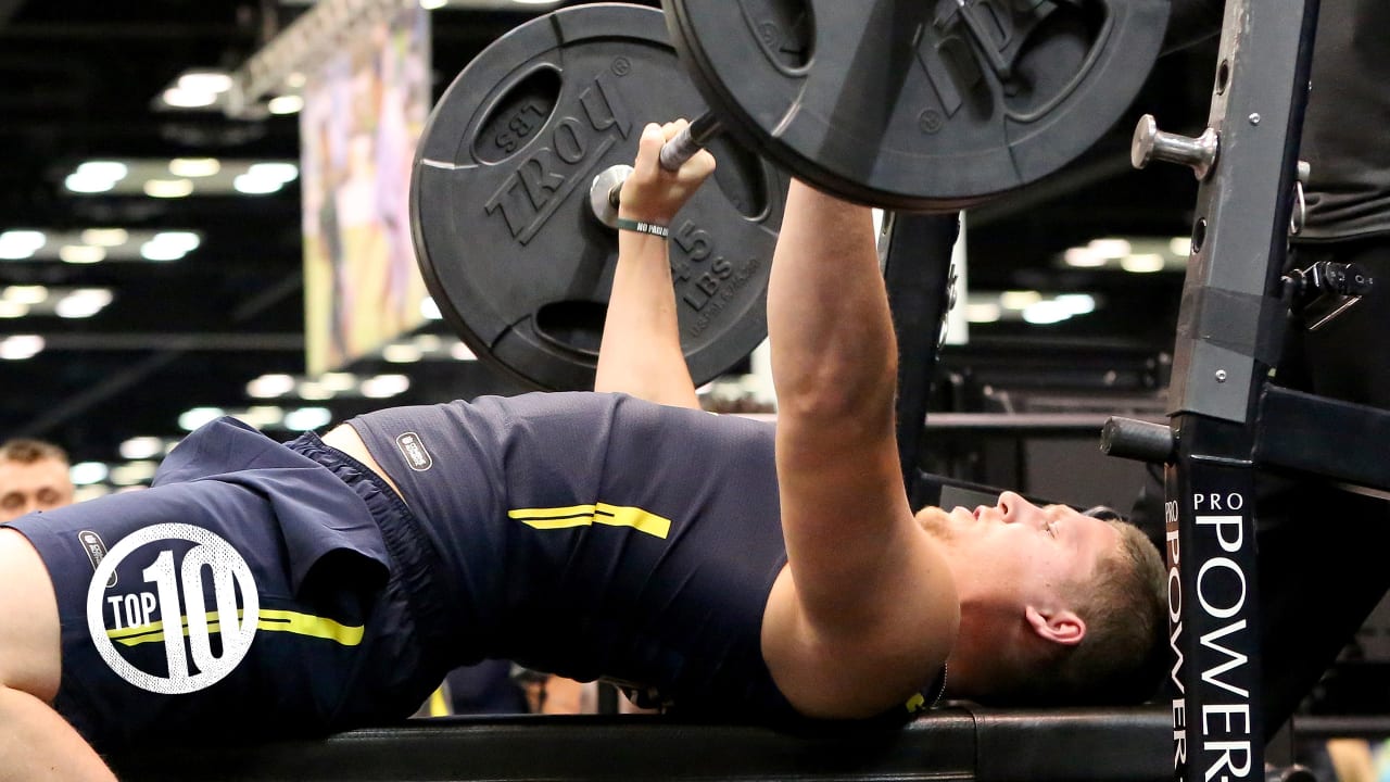 Top 10 Bench reps by current Bears at the Combine