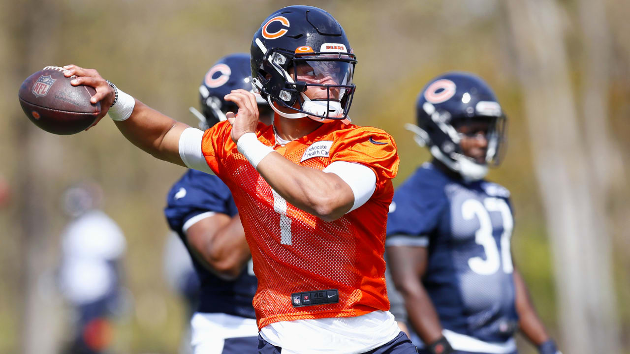 Bears: Justin Fields vocal on Chase Claypool's Chicago future