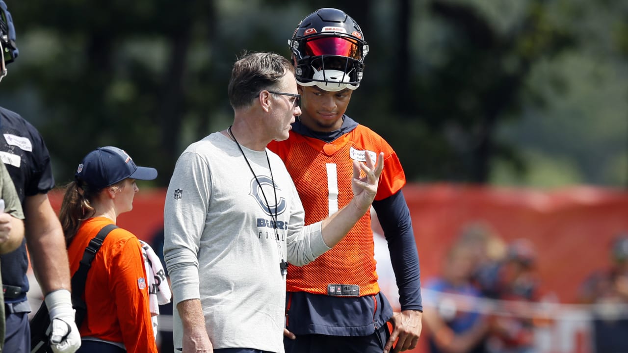 Matt Eberflus confident Chicago Bears, Justin Fields will be ready for