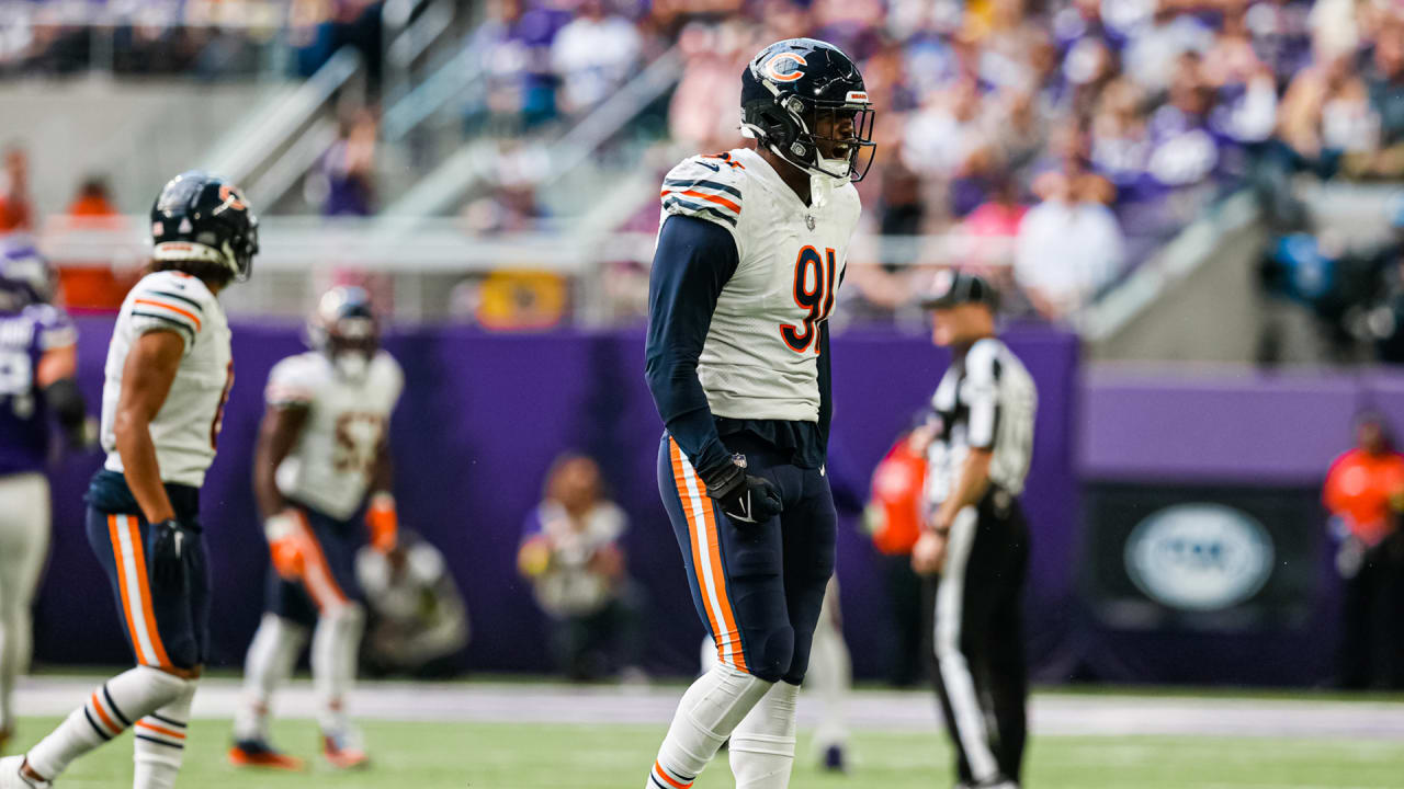 Dominique Robinson impressive for Chicago Bears in NFL debut