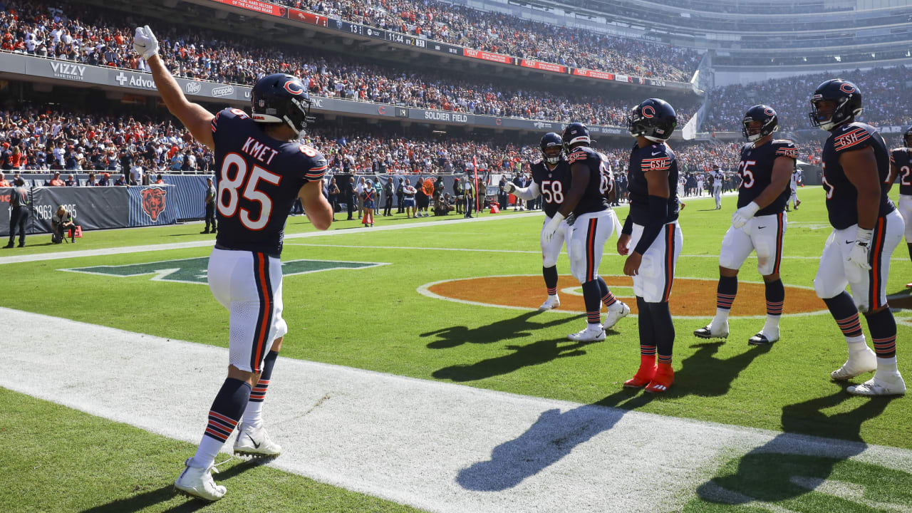 Chicago Bears camp report: Marcedes Lewis gets on the field
