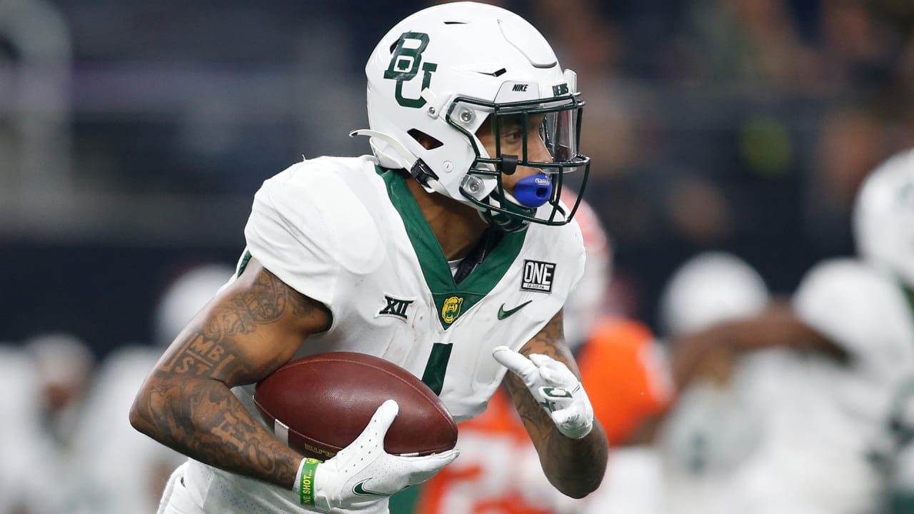 Baylor running back Trestan Ebner runs the 40-yard dash at the NFL