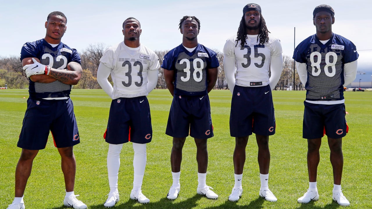 Working with vets an 'eye-opener' for rookies