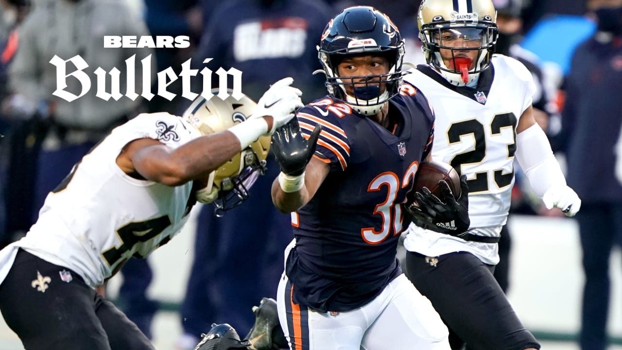 Bears-Saints football images