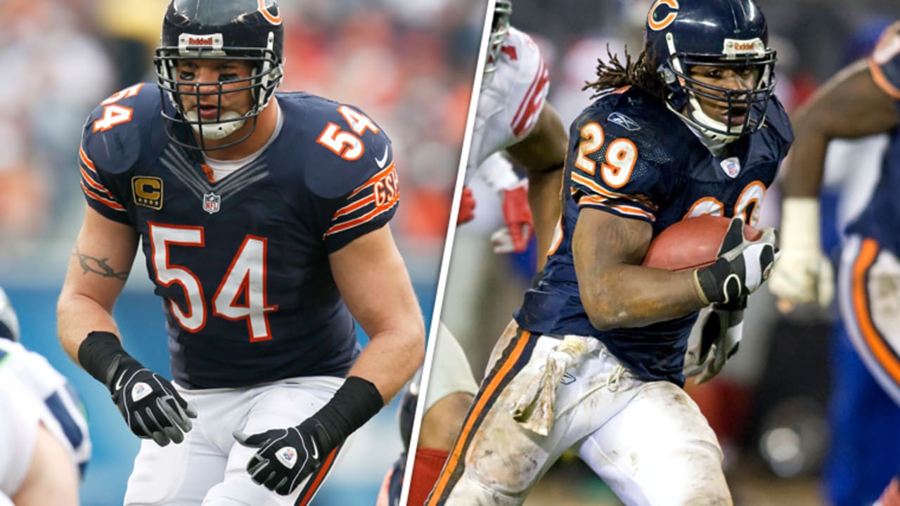 Urlacher, Peterson enter College HOF