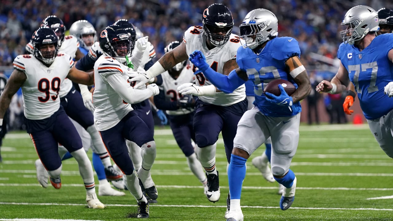 Bears defense struggles in lopsided loss to Lions