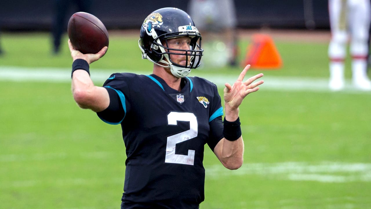 Jacksonville Jaguars quarterback Mike Glennon (2) warms up before