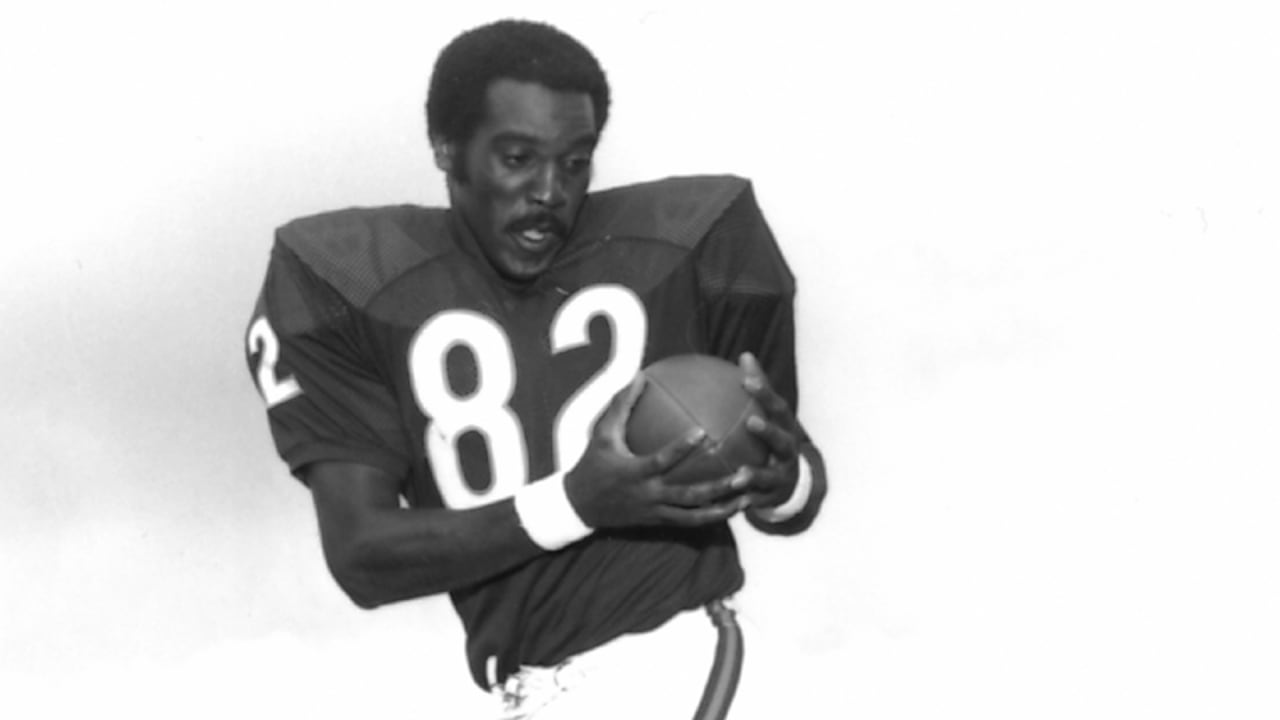 The last NFL player to wear No. 00, a star wide receiver for the Houston  Oilers, has died 