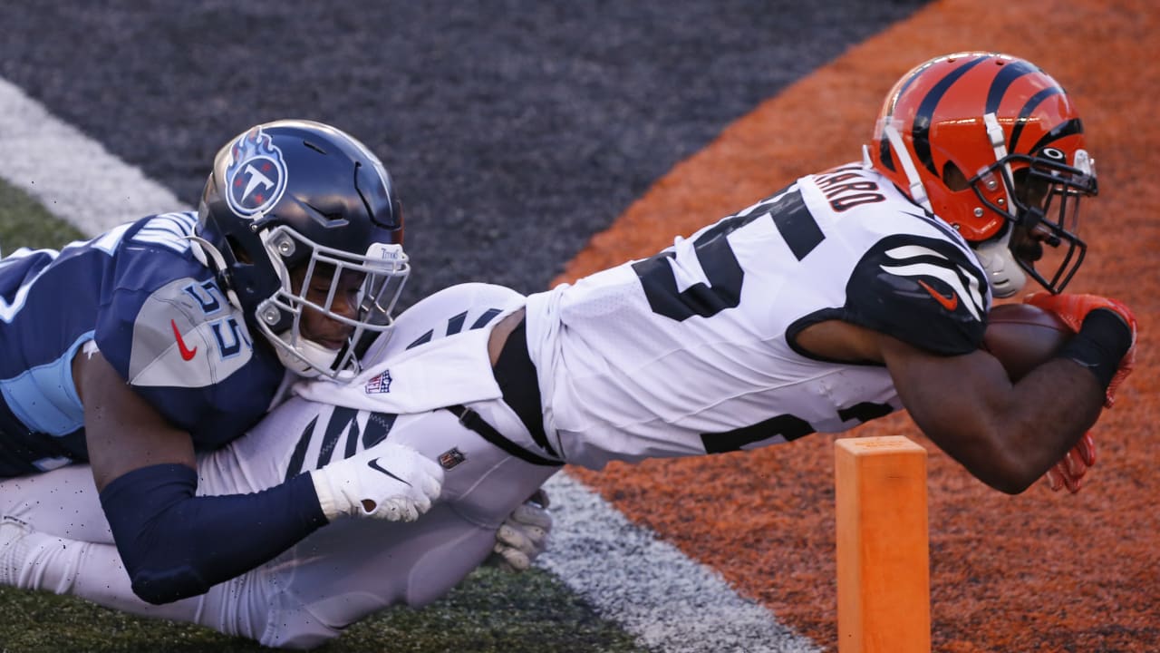 Bengals quarterback Joe Burrow swaggers into Super Bowl in second NFL season