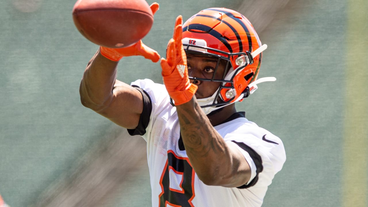 Bengals Walkthru: Defenders know to not touch the merchandise