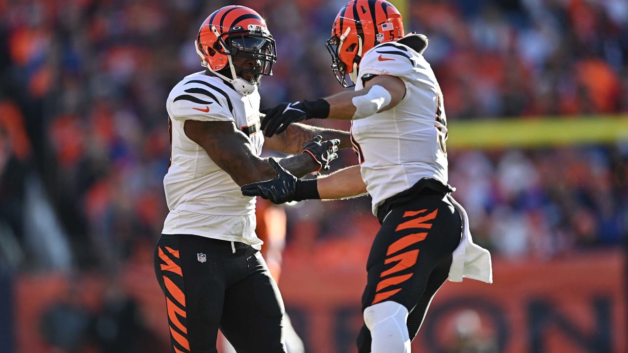 Bengals Coaching Staff Makes "Betch," On Smooth Switch At Linebacker