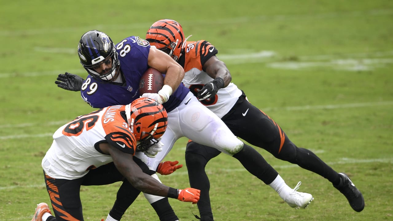 Did Ravens' Marcus Peters hit Bengals' Joe Mixon after tackle?