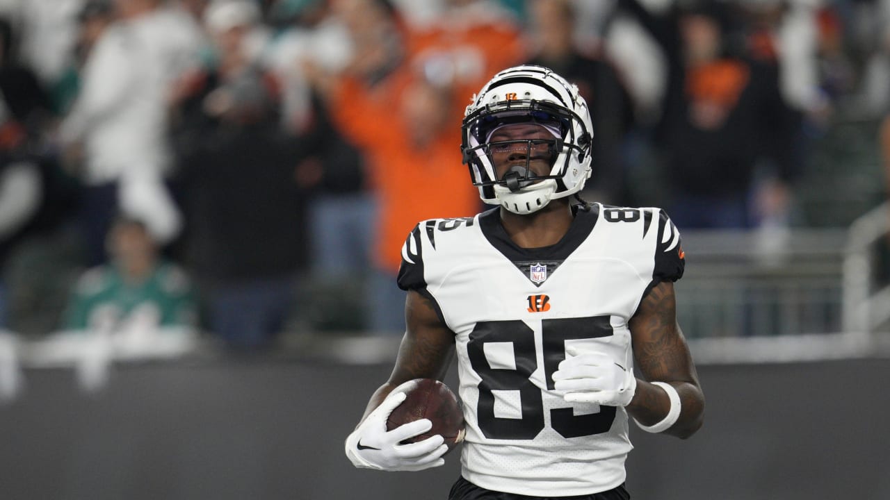 Watch Tee Higgins' touchdown catch that put the Bengals up 14-3 vs