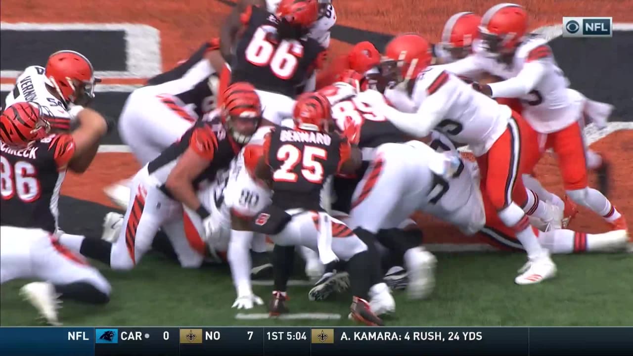 Cincinnati Bengals quarterback Joe Burrow throws for 234 yards in the first  half against the Cleveland Browns.