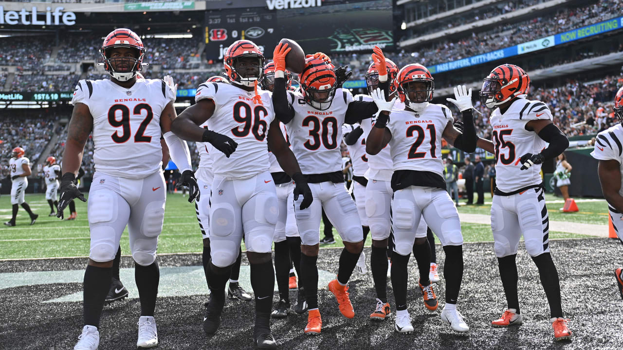 Cincinnati Bengals show off Uniform combo for AFC Championship