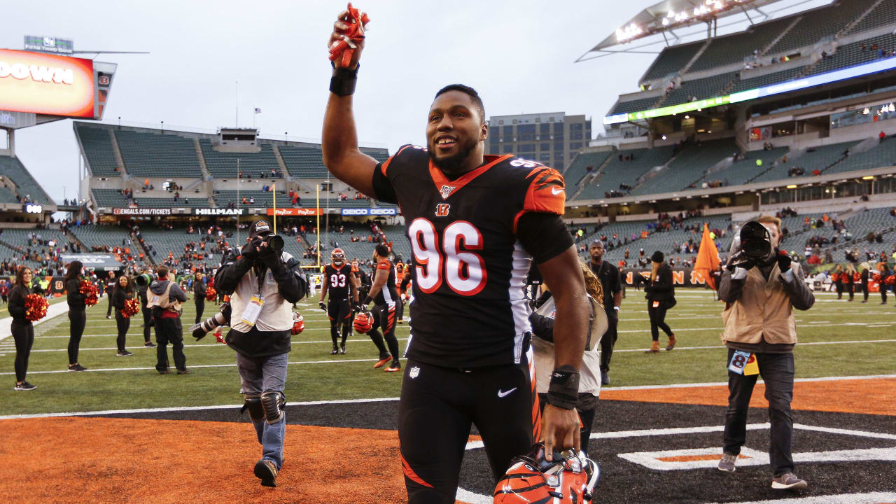 Zac Taylor gets emotional after Cincinnati Bengals beat KC Chiefs to win  AFC North - Cincy Jungle