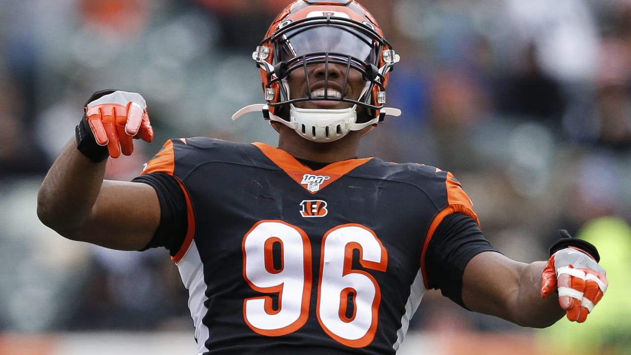 Cincinnati Bengals safety Tycen Anderson (26) celebrates his interception  for a touchdown with cornerback DJ Turner II (20) during the first half of  a preseason NFL football game against the Green Bay