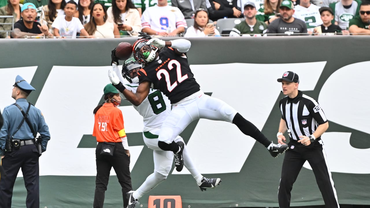 With Season Over, Bengals CB Chidobe Awuzie Reflects: I Was Crying