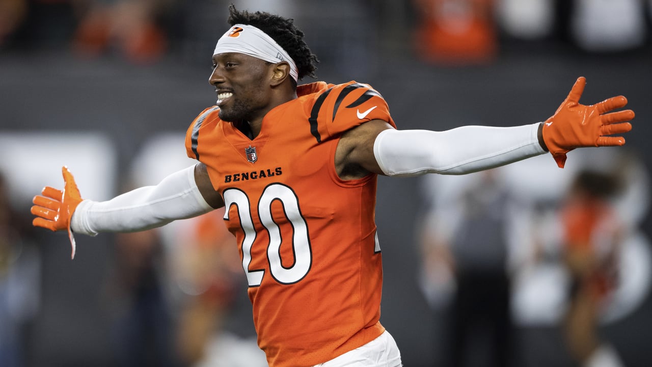 Cincinnati Bengals: Eli Apple has found his footing in the NFL