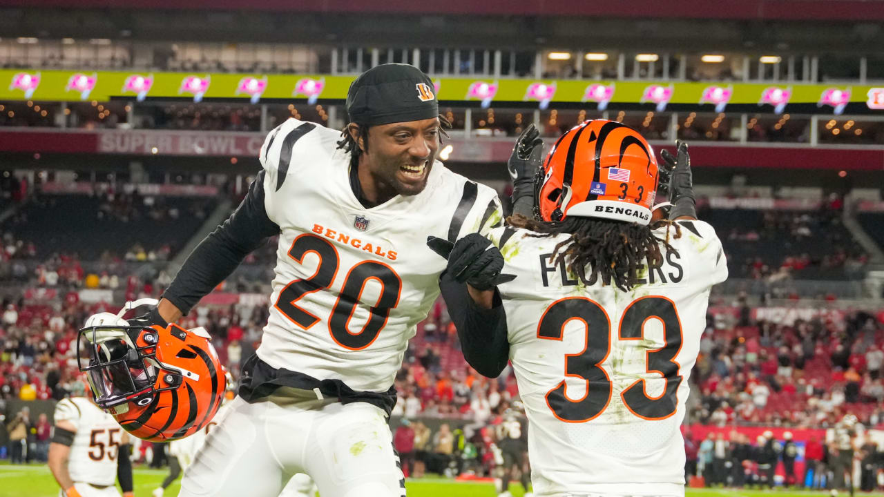 Bengals Quick Hits: Joe Burrow, Zac Taylor Aiming For Division Crown First As Ted Karras Returns To New England - Vimarsana News