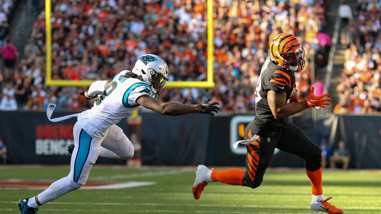 Bengals bludgeon Panthers, 42-21, behind Joe Mixon's 5 touchdowns