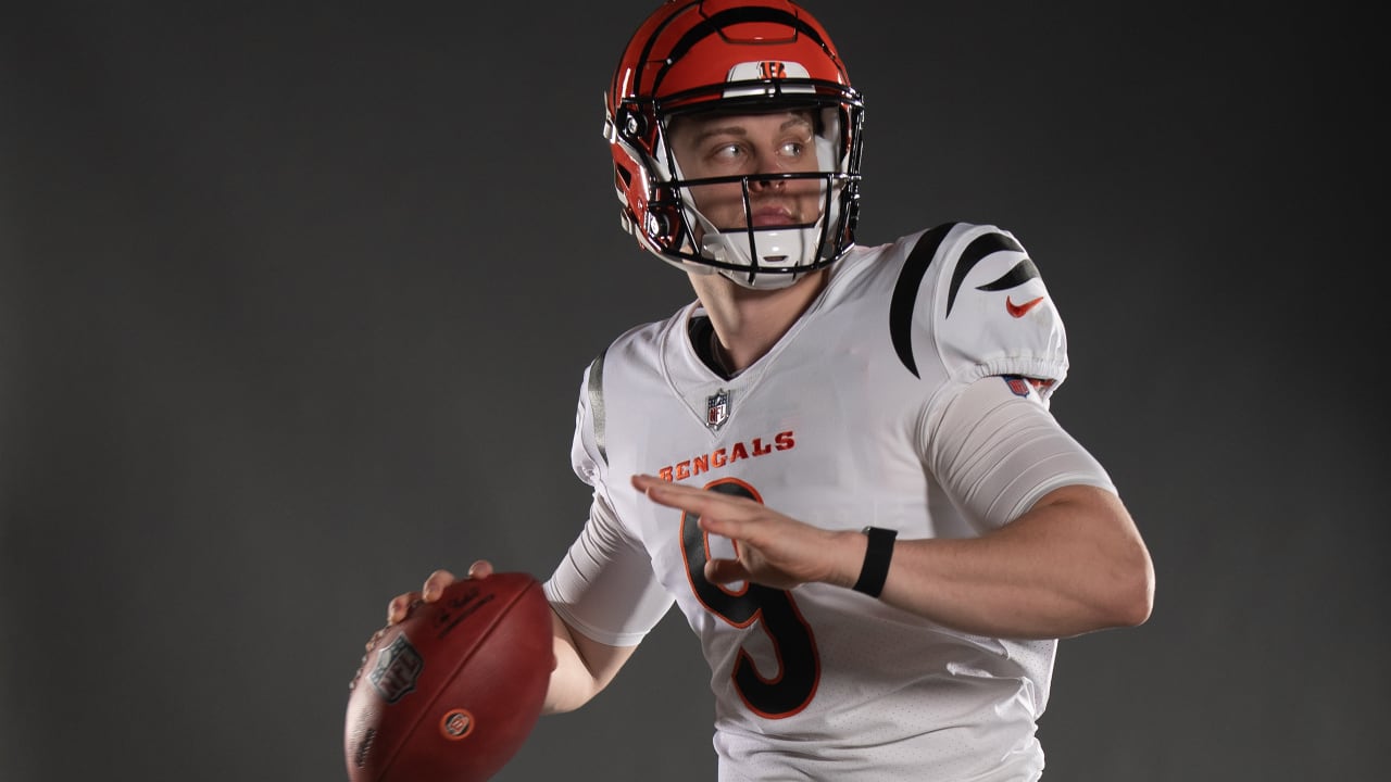 Cincinnati Bengals unveil new uniforms 