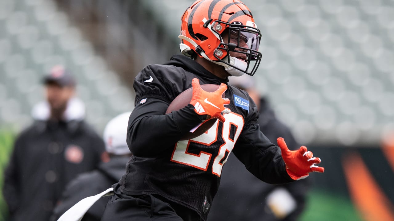 Fantasy Doctors Injury Update: Could Bengals RB Joe Mixon miss week 7 with  a foot injury?…