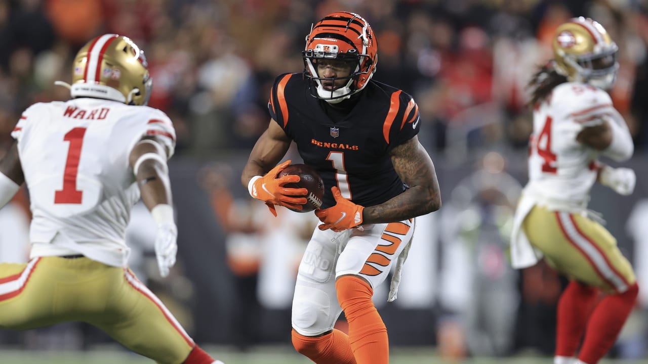 Bengals WR Ja'Marr Chase day to day with shoulder injury. DT