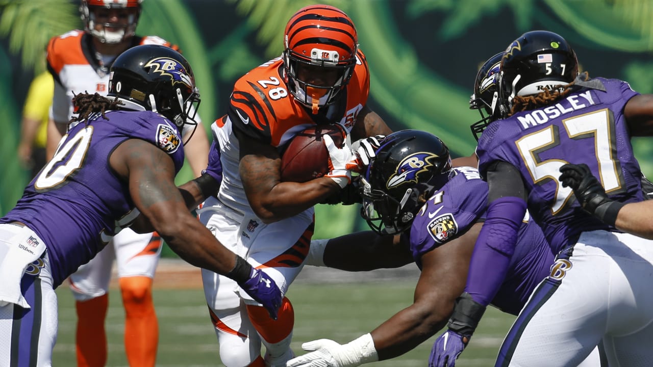 Watch: Bengals running back Mixon mic'd up for Monday Night Football win  over Rams