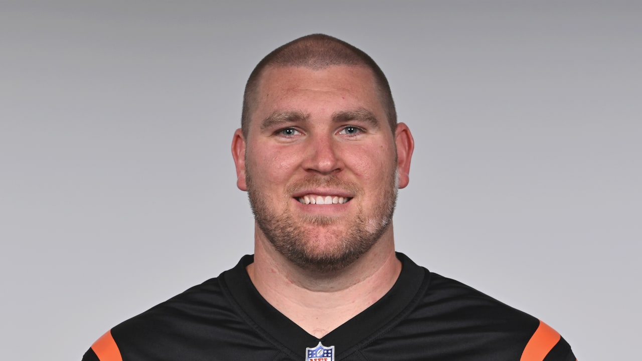 Houston Texans: Max Scharping claimed by Bengals