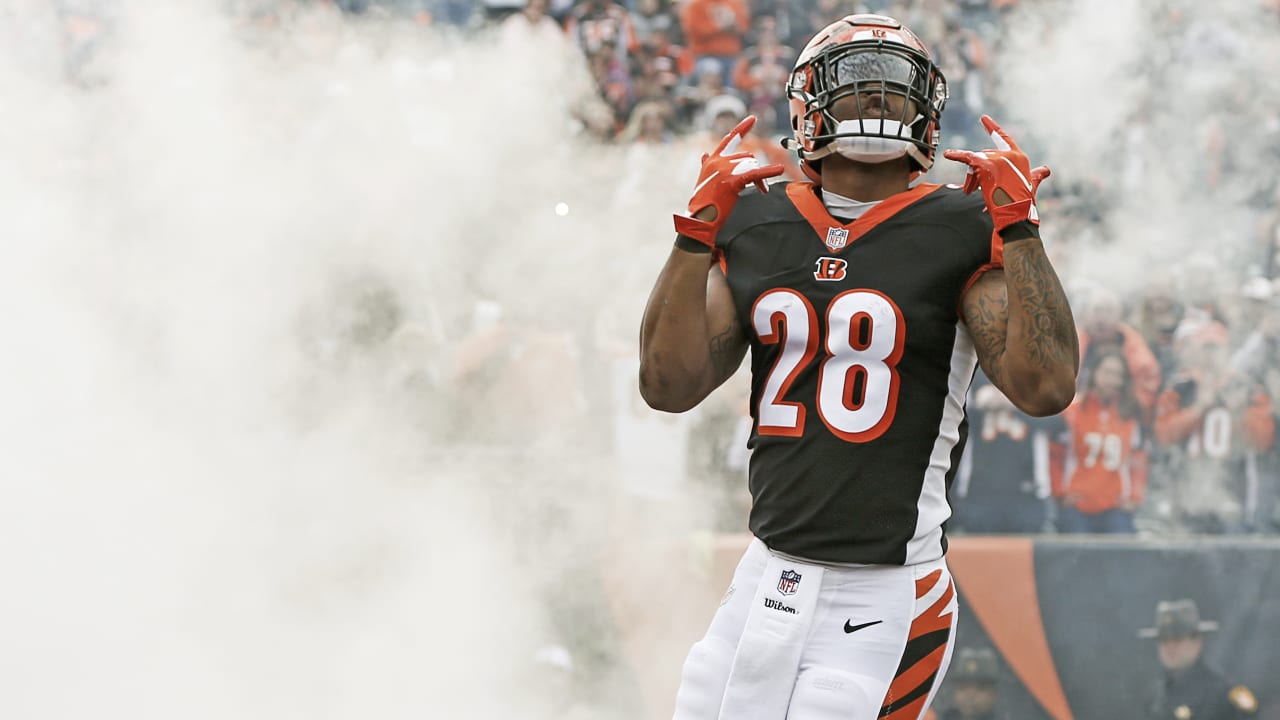 The Bengals signed HB Joe Mixon to a four-year contract extension