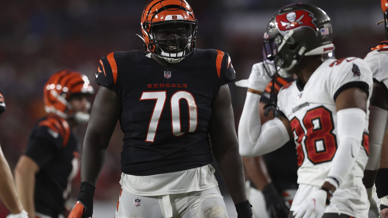 Former Cincinnati Bengals Guard Michael Jordan Waived By Carolina