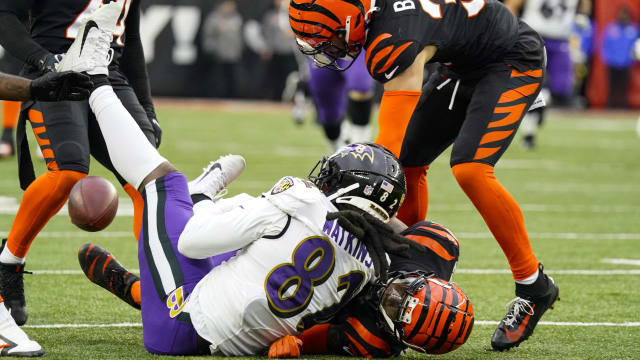 Bengals hold on to beat Ravens behind historic fumble return