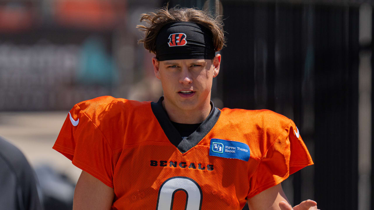 Bengals quarterback Joe Burrow back at practice for the first time since  July 27