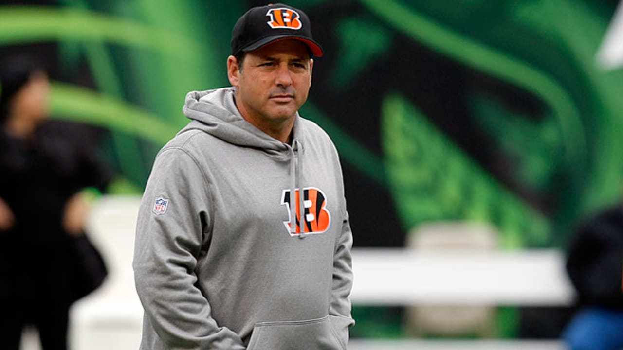 Bengals fire coordinator Ken Zampese after 0-2 start