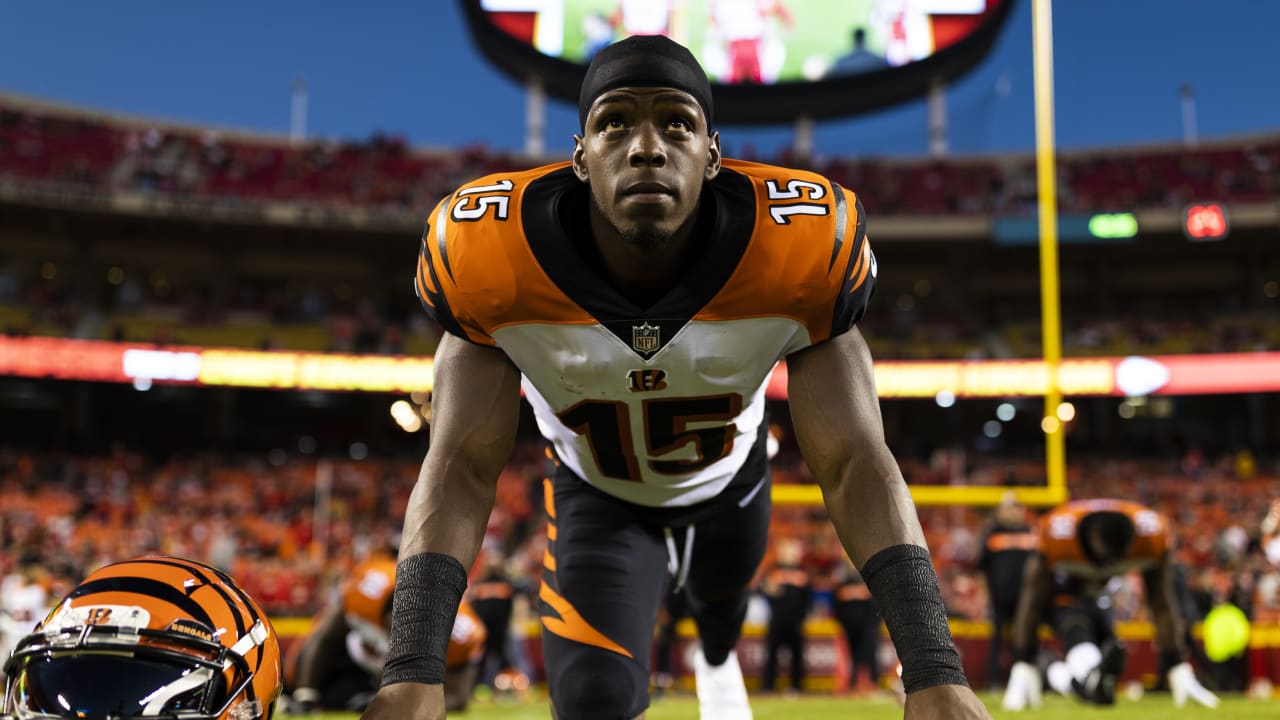 Bengals take receiver John Ross as running mate for AJ Green