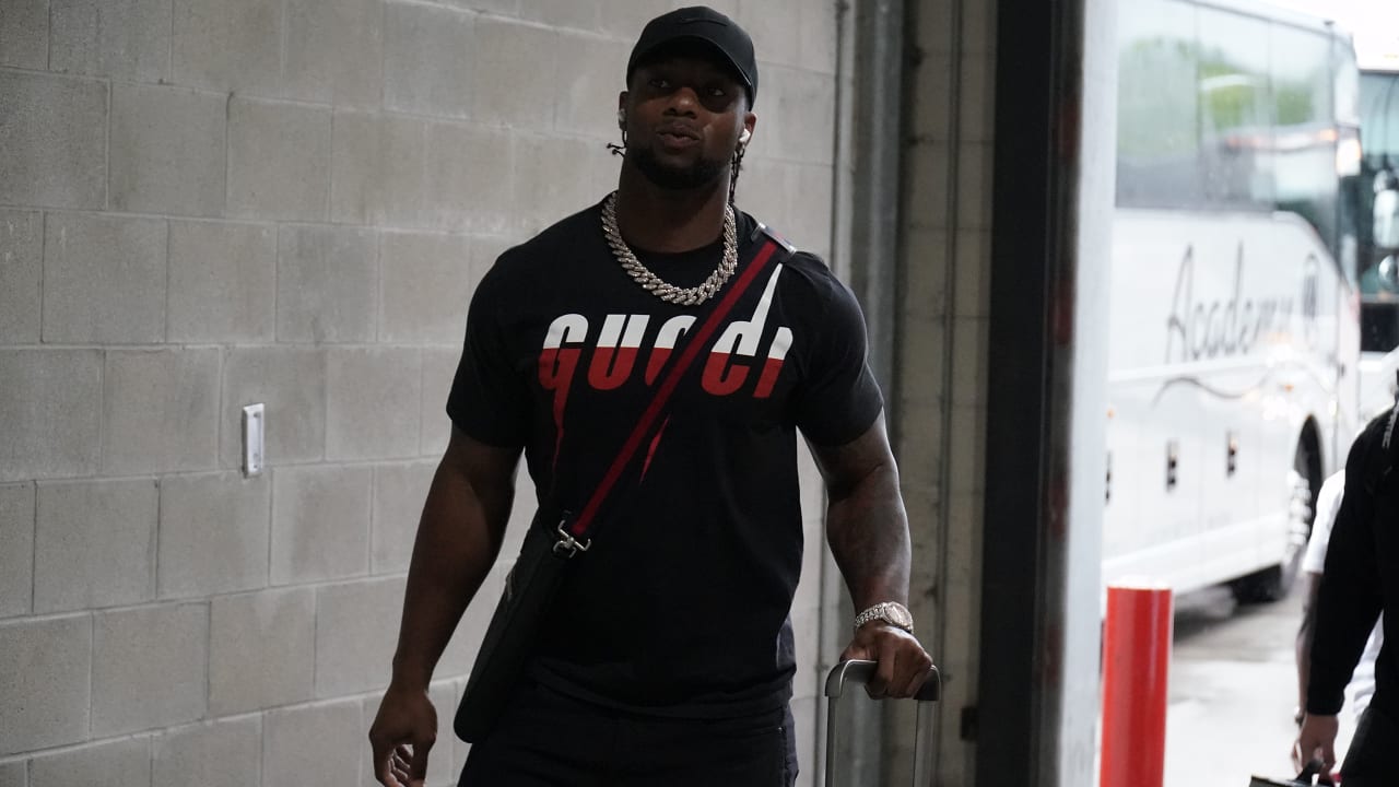 Arrival Photos: Bengals Head To Tampa For Preseason Game 1