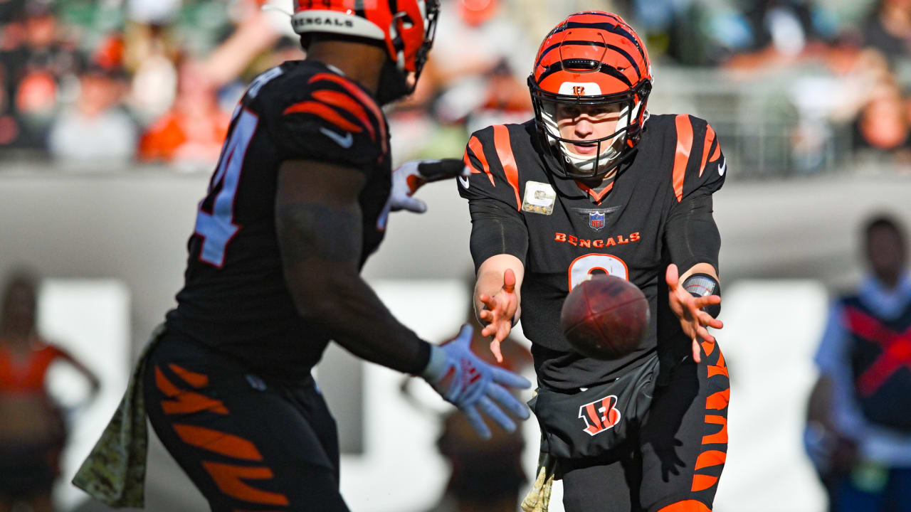 Burrow passed for 4 TDs as Bengals get even with Steelers for earlier loss  