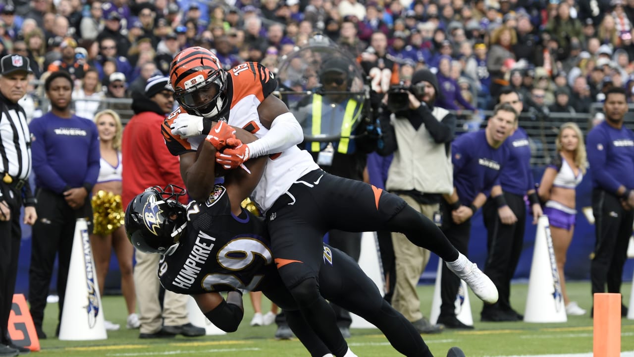 Baltimore Ravens long snapper Nick Moore (46) runs up the field