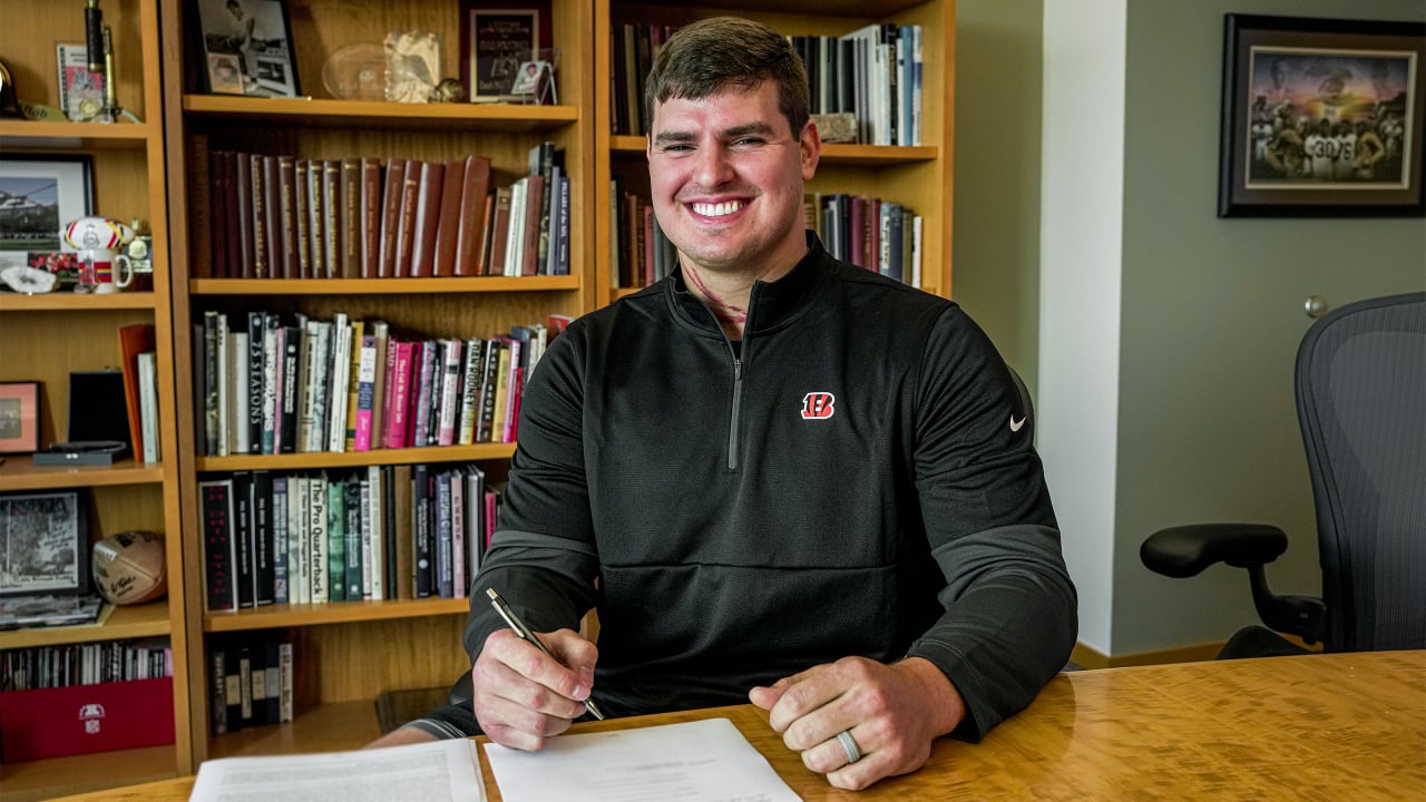 bengals sign trey hendrickson