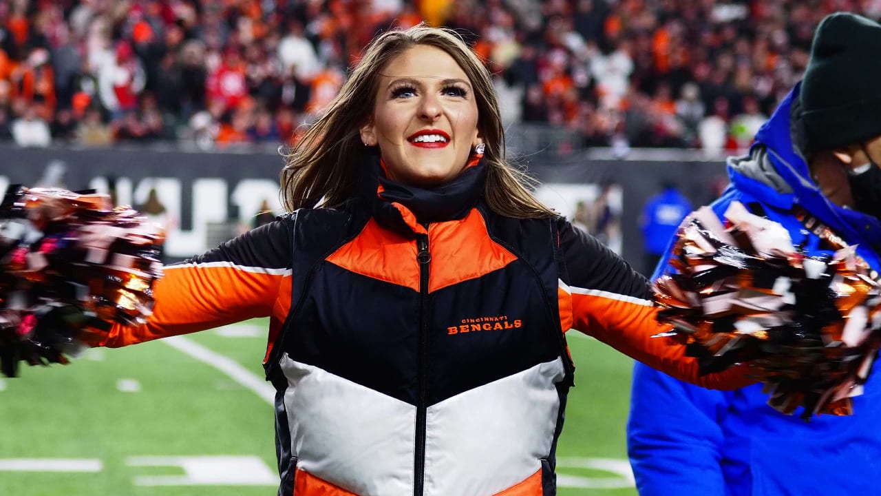 Photos of Denver Broncos Cheerleaders on Monday Night Football