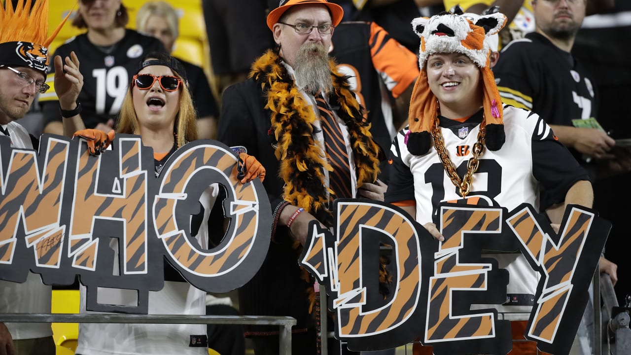 PHOTOS: Bengals fans don their stripes in L.A.