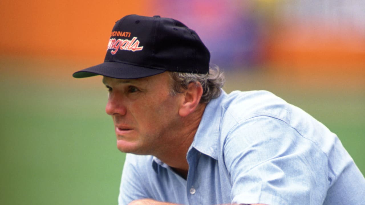 Bengals coach Sam Wyche hasn't forgotten the little guy - Sports  Illustrated Vault