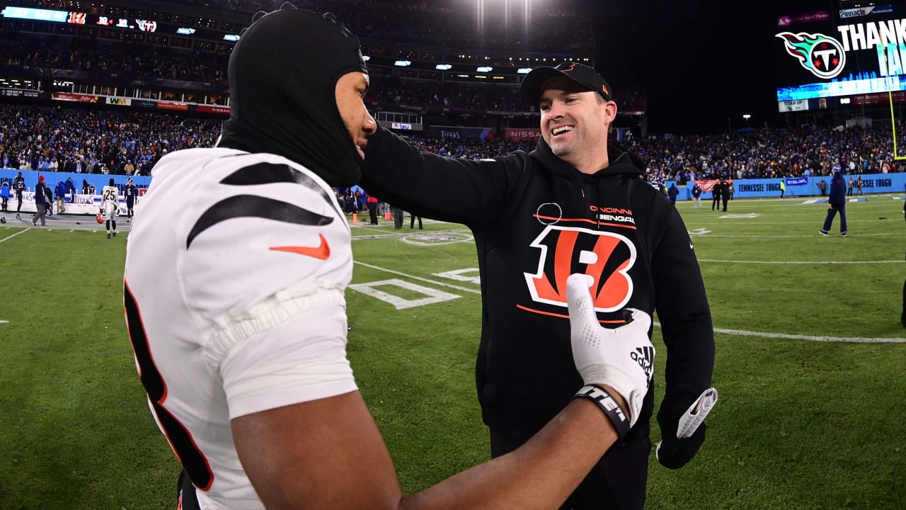 Zac Taylor gives game ball to Evan McPherson after Bengals win vs. Titans