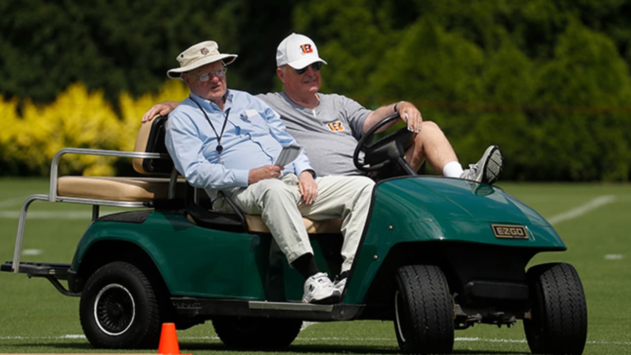Bengals SVP of Player Personnel Pete Brown Passes Away