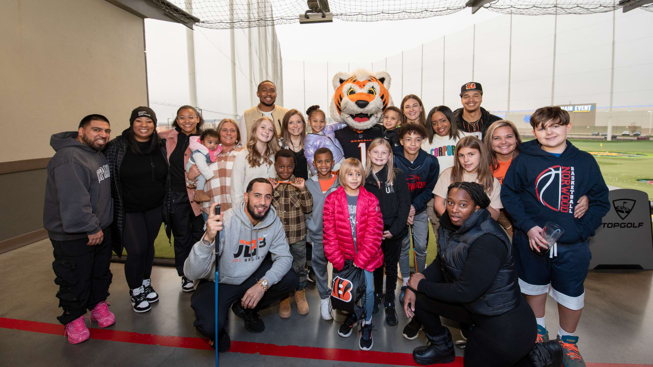 Bengals host pep rally at Woodlawn Elementary