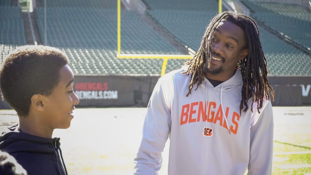 Bengals Give Back To Middle Schoolers on Off Day